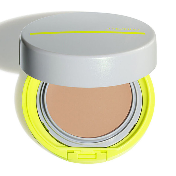 SHISEIDO - Sports BB Compact SPF50+ - Medium - 12gr - 729238155756